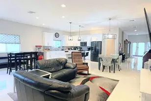 115 SW Oakridge Dr, Port Saint Lucie, FL 34984 - Photo 13