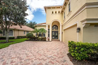 8809 Champions Way, Saint Lucie West, FL 34986 - Photo 5