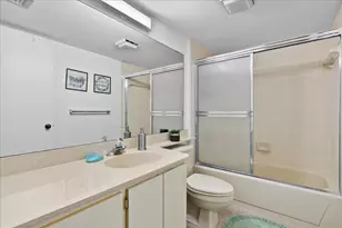 2421 Village Blvd, West Palm Beach, FL 33409 - Photo 19