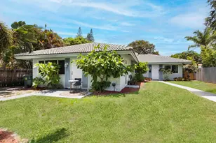 1680 NE 34th Ln, Oakland Park, FL 33334 - Photo 3