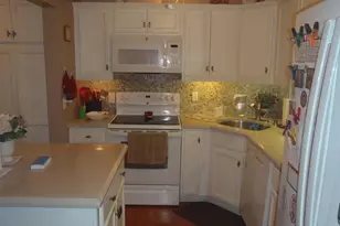 426 Pine Glen Ln, Greenacres, FL 33463 - Photo 9