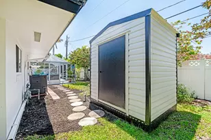 1081 Bimini Ln, Singer Island, FL 33404 - Photo 37