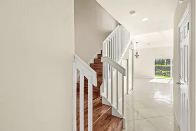 37 SE 3rd Avenue, Hallandale Beach, FL 33009 - Photo 11