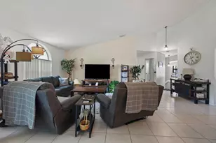 5136 Floria Dr, Boynton Beach, FL 33437 - Photo 11