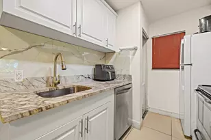 610 Trace Cir, Deerfield Beach, FL 33441 - Photo 11