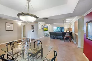 12524 Shoreline Dr, Wellington, FL 33414 - Photo 3