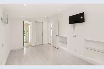 1637 N Victoria Park Road, Fort Lauderdale, FL 33305 - Photo 11