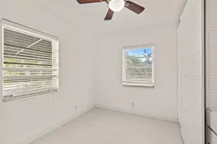 1637 N Victoria Park Rd, Fort Lauderdale, FL 33305 - Photo 13