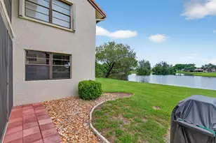 5823 Parkwalk Dr, Boynton Beach, FL 33472 - Photo 35