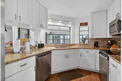 5823 Parkwalk Drive, Boynton Beach, FL 33472 - Photo 11