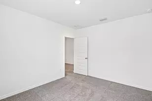 5421 Hampton Park Cir, Vero Beach, FL 32966 - Photo 17