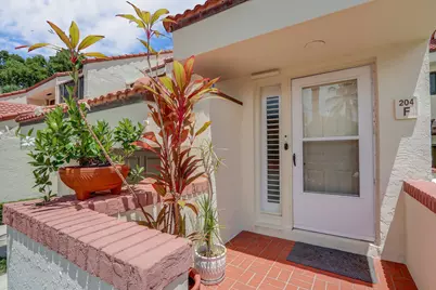 204 Sea Oats Drive, Unit #F, Juno Beach, FL 33408 - Photo 3