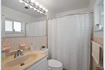 1120 NW 49th Court, Deerfield Beach, FL 33064 - Photo 31