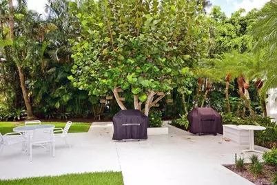 2860 S Ocean Boulevard, Unit #204, Palm Beach, FL 33480 - Photo 27
