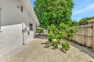 1894 SE Lafayette St, Stuart, FL 34997 - Photo 27