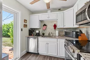 614 S E St, Lake Worth Beach, FL 33460 - Photo 23