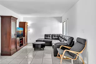 10830 SW 72nd St, Miami, FL 33173 - Photo 7