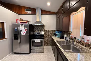 1001 Tortugas Ave, Fort Pierce, FL 34982 - Photo 7