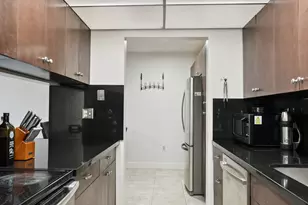 1891 N 61st Ave, Hollywood, FL 33024 - Photo 9