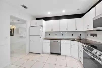 5153 Floria Drive, Unit #V, Boynton Beach, FL 33437 - Photo 11
