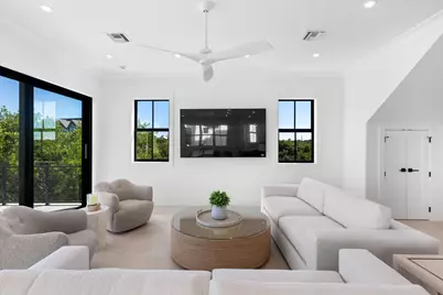 231 E Shore Drive, Unit #4, Key West, FL 33040 - Photo 9