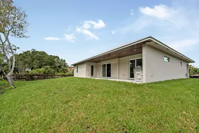 2401 River Branch Drive, Fort Pierce, FL 34981 - Photo 37