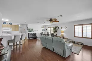 73 Golf Dr, Port Saint Lucie, FL 34952 - Photo 7