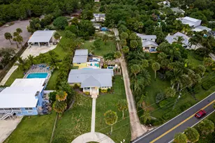10211 S Indian River Dr, Fort Pierce, FL 34982 - Photo 19