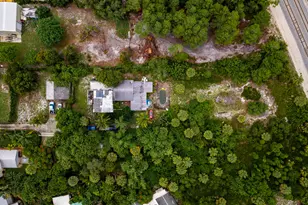 10211 S Indian River Dr, Fort Pierce, FL 34982 - Photo 13