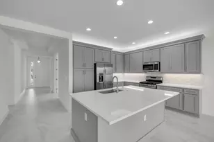 12369 SW Aventura Dr, Port Saint Lucie, FL 34987 - Photo 5