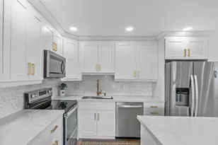 70 Valencia C, Delray Beach, FL 33446 - Photo 7