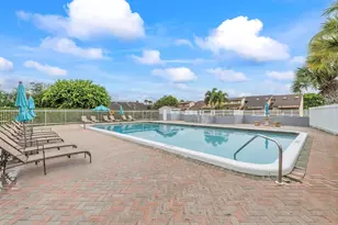 1805 SW 81st Ave, Davie, FL 33324 - Photo 17