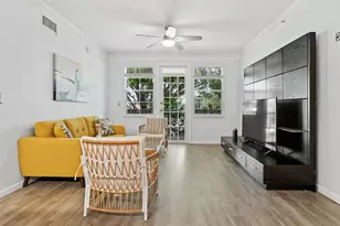 9857 Baywinds Dr Unit, West Palm Beach, FL 33411 - Photo 7