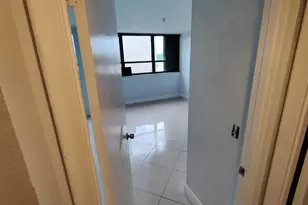 5600 N Flagler Dr, West Palm Beach, FL 33407 - Photo 13