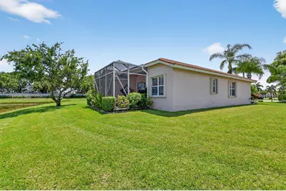 8901 Agliana Circle, Boynton Beach, FL 33472 - Photo 35