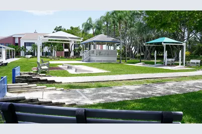 38 Keswick, Unit #B, Deerfield Beach, FL 33442 - Photo 23