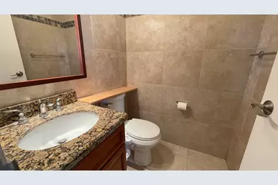 166 Valencia G, Delray Beach, FL 33446 - Photo 17