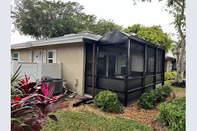 8977 Echo Lane, Unit #D, Boca Raton, FL 33496 - Photo 11