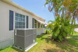 1 Castilla Ln, Port Saint Lucie, FL 34952 - Photo 33