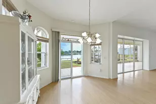 710 SE Essex Dr, Port Saint Lucie, FL 34984 - Photo 11