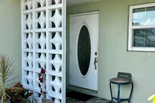 910 Savannas Point Dr, Fort Pierce, FL 34982 - Photo 1