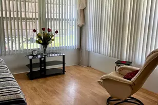 910 Savannas Point Dr, Fort Pierce, FL 34982 - Photo 7