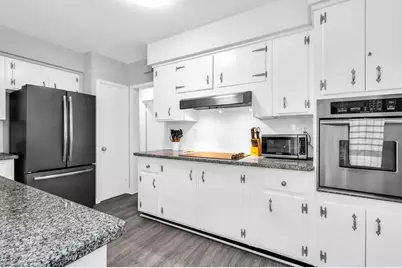 127 Miramar Way, West Palm Beach, FL 33405 - Photo 9