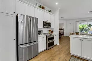 117 Poinciana Dr, Jupiter, FL 33458 - Photo 17