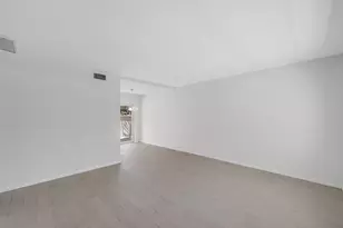 609 NE 13th Ave, Fort Lauderdale, FL 33304 - Photo 1