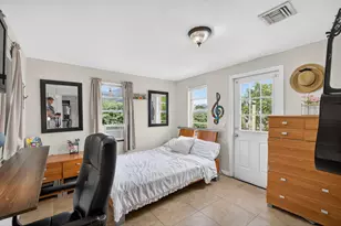 1136 W 7th St, Riviera Beach, FL 33404 - Photo 21