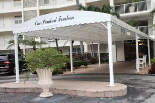 3507 Oaks Way, Pompano Beach, FL 33069 - Photo 3