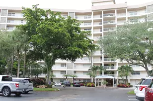 3507 Oaks Way, Pompano Beach, FL 33069 - Photo 1