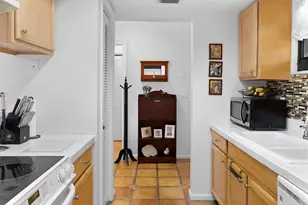 13334 Polo Club Rd, Wellington, FL 33414 - Photo 7