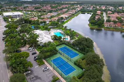 8022 NW 114th Place, Doral, FL 33178 - Photo 33